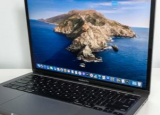 科技要闻：MacBook相机的隐私保护套实际上可能会损坏显示屏