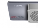 realme Flash手机配备了一块曲面屏幕